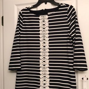 NWT SANDRA DARREN DRESS